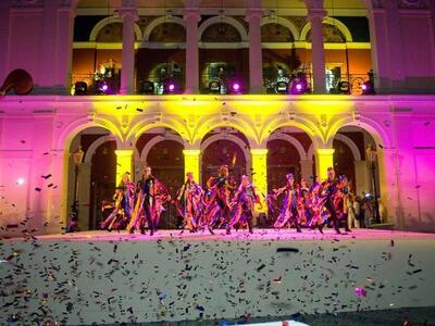 Χορός Δημάρχου απόψε, παρέλαση αρμάτων και αύριο