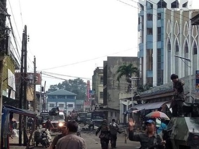 Δεκαοκτώ οι νεκροί από την επίθεση σε εκ...