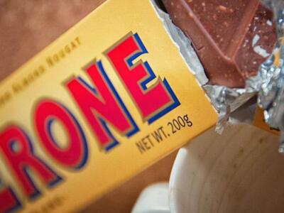 Αλλάζει σχήμα η ιστορική σοκολάτα Tobler...