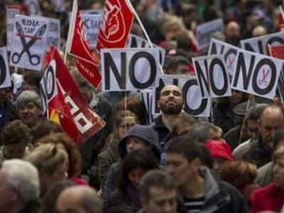 Μαζικές διαδηλώσεις στην Μαδρίτη κατά τω...