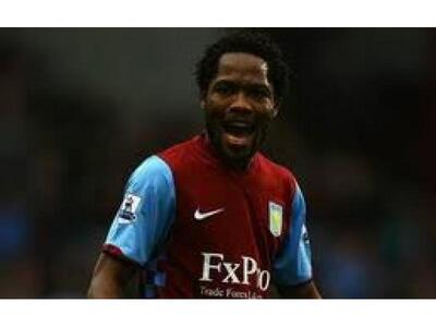 Μακούν: «Θέλω να μείνω στην Άστον Βίλα»