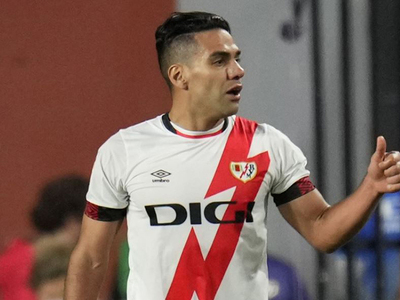 La Liga: Ο Φαλκάο σόκαρε την ανήμπορη Μπαρτσελόνα