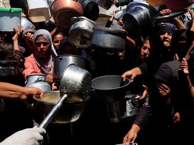 REUTERS / Hatem Khaled