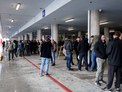 Αγρότες: Eπεισόδια στην Κρήτη- Κλειστό τ...