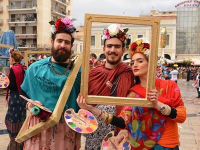 Το 160 «Εχουμε κάλο» 3ο Σατιρικής Αμφίεσ...