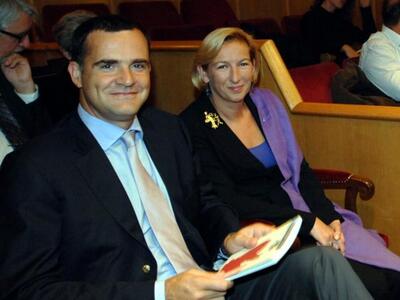 Ο πρέσβης της Γαλλίας Κριστόφ Φαρνό με τ...