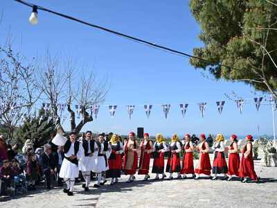Πάτρα: Τιμήθηκε στο Σαραβάλι η επέτειος ...