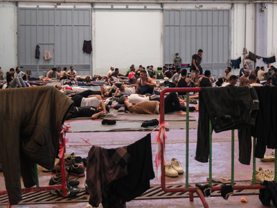 «Αποχωρήστε οικειοθελώς από την Ελλάδα»:...