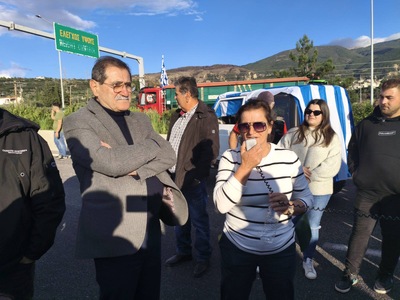 Η δημοτική αρχή στο πλευρό των αγροτοκτη...