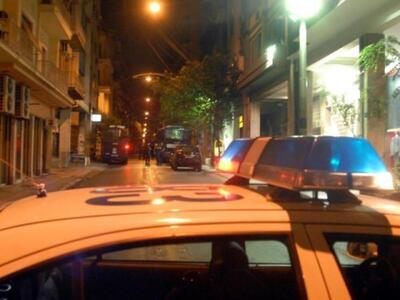 Τραυματίστηκε αστυνομικός από κροτίδα κρ...