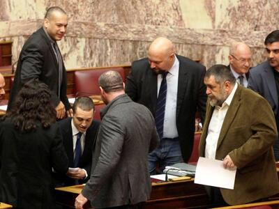 Με άδεια εισαγγελέα στις ψηφοφορίες οι χ...