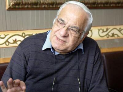 Ο πατρινός αστροφυσικός Διονύσης Σιμόπου...