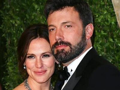 Σε δείπνο μαζί με την Τζένιφερ Γκάρνερ γ...