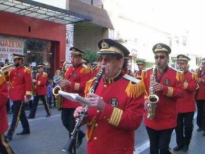 Η Μπάντα του Δήμου Πατρέων θα παιανίσει ...
