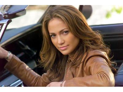 Περιοδικό People: Η Τζένιφερ Λόπεζ ομορφ...