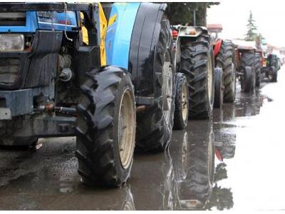 Ανυποχώρητοι οι αγρότες, πυκνώνουν τα μπλόκα 