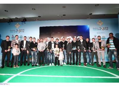 Βραβεύτηκαν οι Ντίνας και Φουρτάδο - ΔΕΙΤΕ ΦΩΤΟ