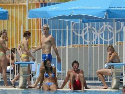 Αθήνα 2004: Σεξ, πάρτι και μεθύσια στο Ο...