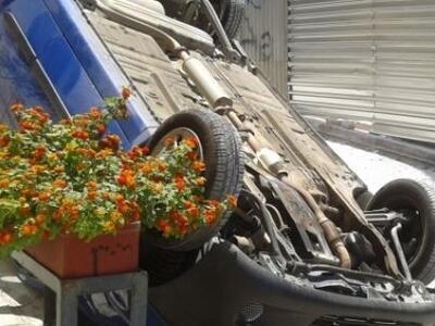 Πάτρα: Το αυτοκίνητο πήρε τούμπα αλλά οι...