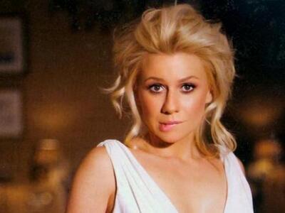 Κατερίνα Καραβάτου- 40