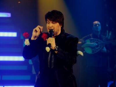 Κρίση στον γάμο του Πάνου Κιάμου;