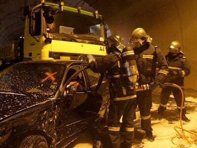 Άσκηση πυρόσβεσης μεγάλης κλίμακας στις σήραγγες της Παναγοπούλας