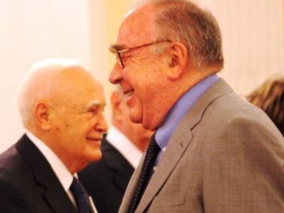 Απολογείται ο Σωκράτης Κόκκαλης για απισ...