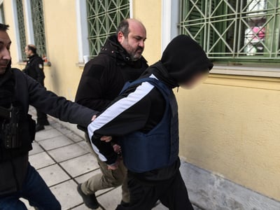  Σέρρες: «Του έριξα μπουνιές και γονατιέ...