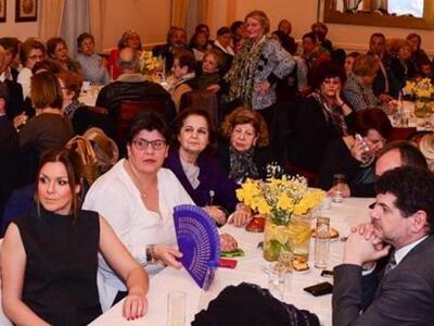 Πάτρα: Πλήθος κόσμου στην κοπή της πίτας...