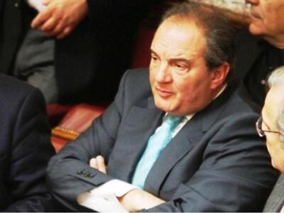 «Απενεργοποιημένος» ο Καραμανλής και στο...