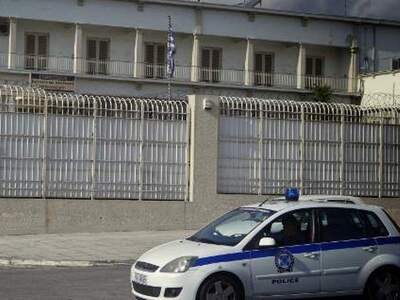 Απόδραση με λίμες, γάντζους και σχοινιά ...