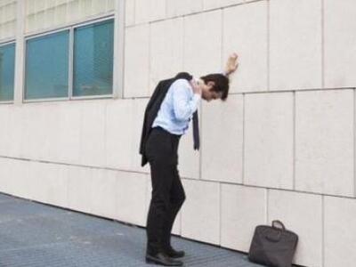 Νέο κύμα απολύσεων στον ΑΝΤ1 - Διαμαρτυρ...