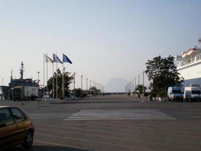 Κοινοτικόν: Ασαφής και περίεργη η κυβερν...