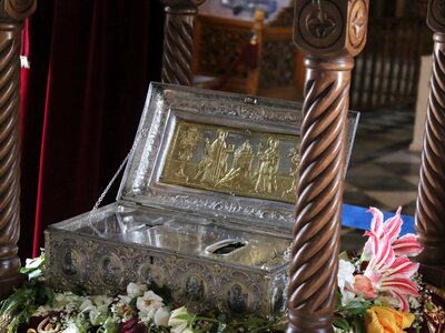 Στον Άγιο Νικόλαο Αντιρρίου το χέρι της ...