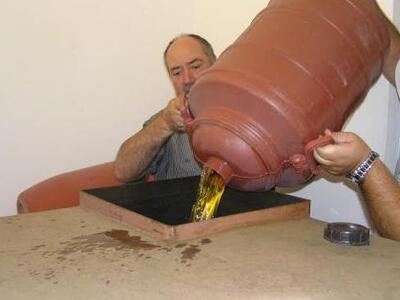 Επιστροφή 700 Lt βιοκαύσιμου θέρμανση...