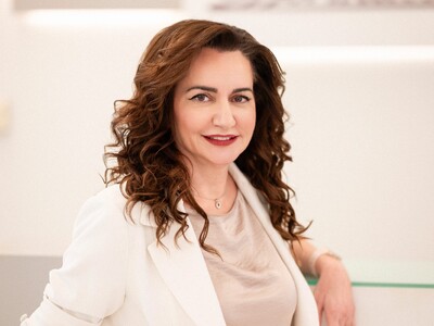 Skincare το καλοκαίρι: Πώς αλλάζει η περ...