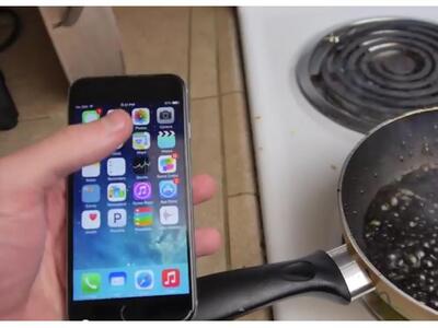 Τηγάνισαν iPhone 6 σε Coca Cola - Το έκα...