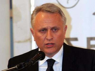 "Ψαλίδι" στις επιχορηγήσεις τω...