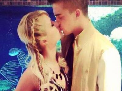 Μες στα μέλια η Πάρις Χίλτον με τον Βιπέρι!