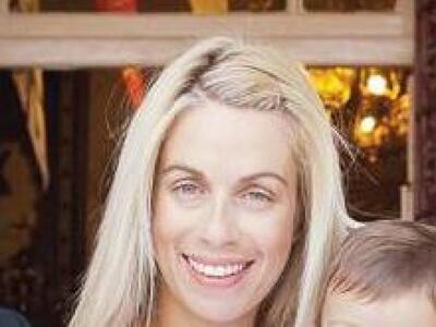 Το γλυκό μαγαζάκι της Βιβιάνας Σκιαδαρέση