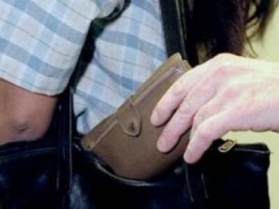 Αλλοδαποί, ερωτευμένοι και κλέφτες πορτοφολιών