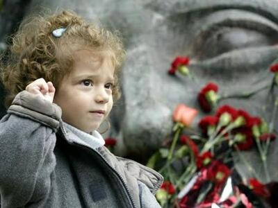 Η Γενιά του Πολυτεχείου: Μύθοι και Αλήθειες