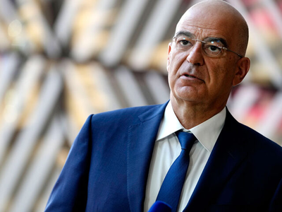 Νίκος Δένδιας: Επεισόδιο ορθοστατικής υπ...