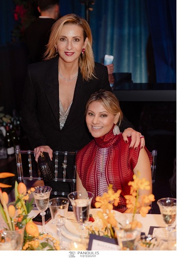 ΝΑΝΤΙΑ ΘΕΟΧΑΡΑΚΗ, ΔΗΜΗΤΡΑ ΚΟΛΟΤΟΥΡΑ