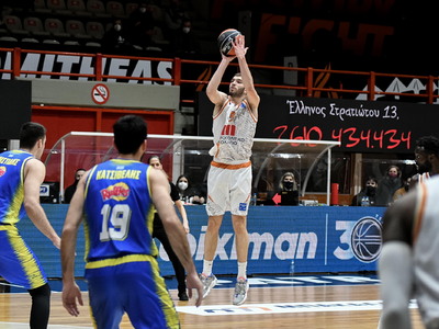 Ο Προμηθέας 82-77 το Περιστέρι, αφεντικό...