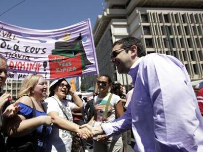 ΣΥΡΙΖΑ: Η προοπτική της ανάκαμψης δεν χω...