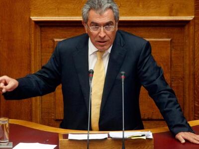 Τα παρατάει ο Καπερνάρος- Δεν βάζει υποψηφιότητα