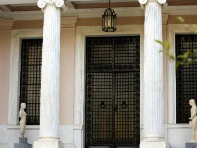 Το διπλό φονικό κόβει την «ανάσα» της κυβέρνησης