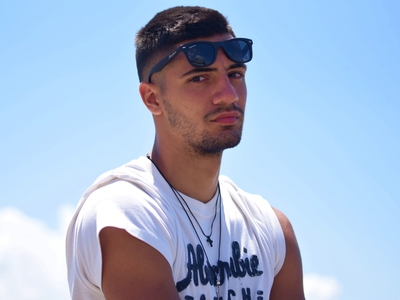 Αλέξανδρος Ράπτης: Το αστέρι που ανατέλλ...