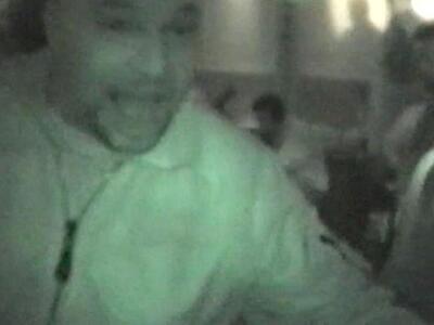 Στην κάμερα ποζάρει ο Παναγιώταρος